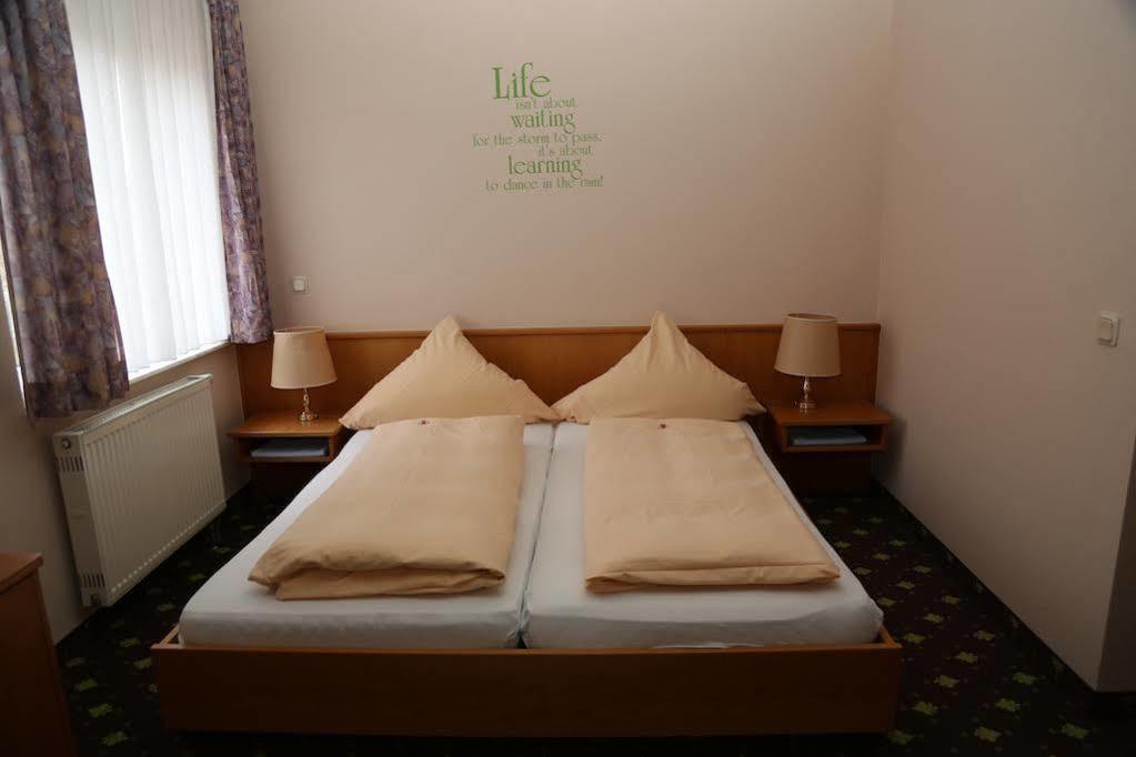 Hotel Taunus Residence Бад-Камберг Экстерьер фото